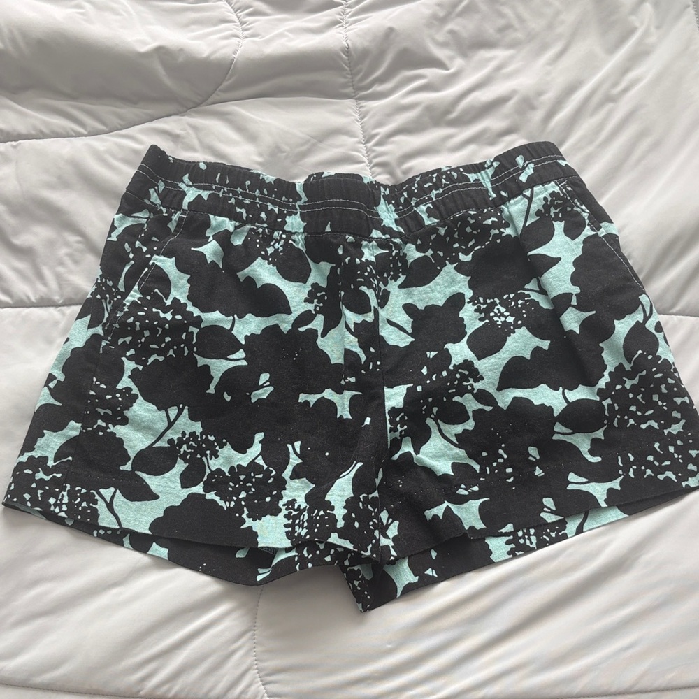Elegant Black and Mint Floral Women's High Waist Shorts